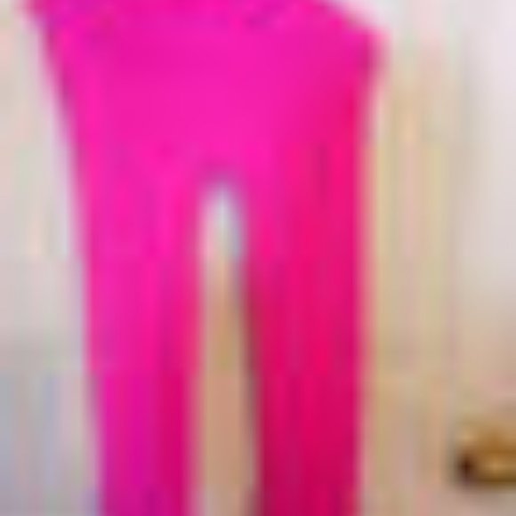 Women Clothing One Size Fits All - Picture 2 of 3